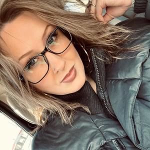 Meet your Posher, Allison